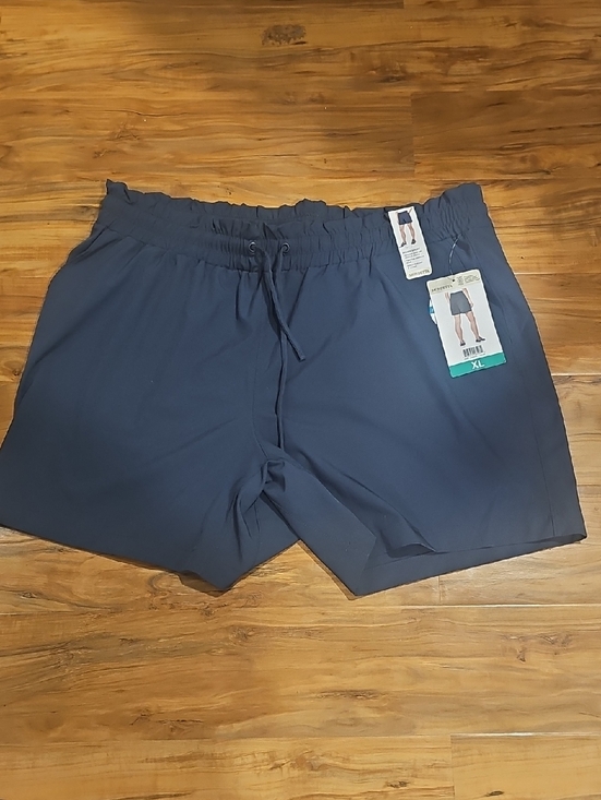 Mondetta Pants - Mondetta Womans Athletic Shorts in Navy Blue